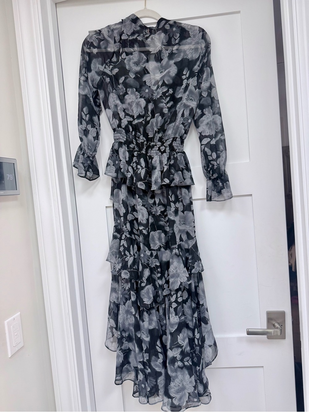 Misa Los Angeles Black & Gray Floral Tiered Long-Sleeve Midi Dress - Picture 4 of 5
